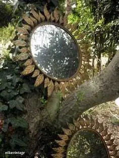 otra ideade decoracion usando espejos en el jardin